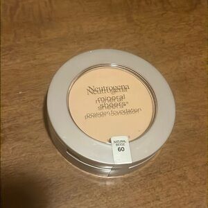 Neutrogena mineral sheers powder foundation  natural beige